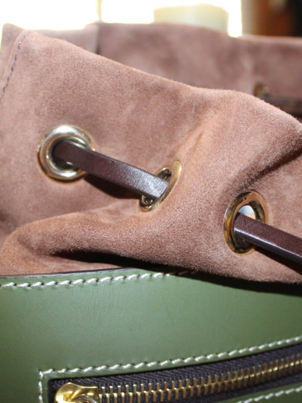 NWT Dooney & Bourke crossbody and wallet set STUNNING!! - Picture 4 of 13